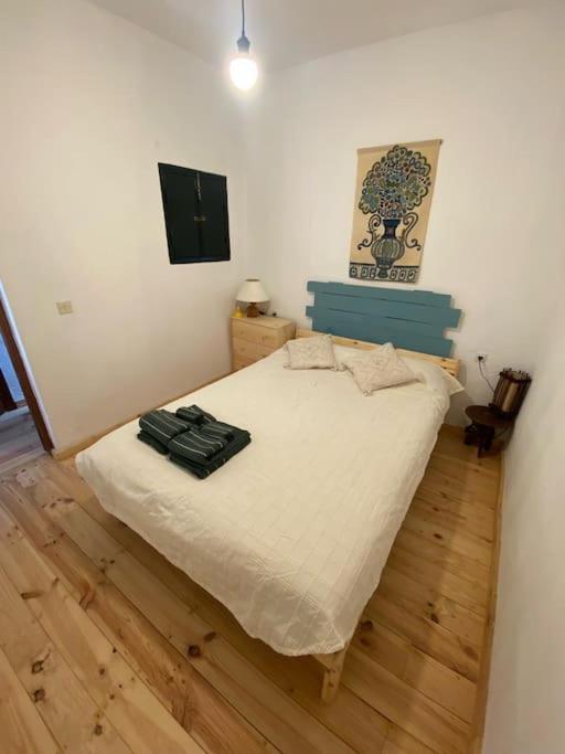 Agradable Casa Rural Con Suelos De Madera Santa Olalla del Cala Eksteriør billede
