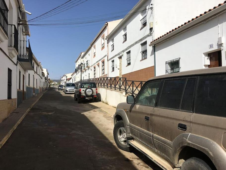 Agradable Casa Rural Con Suelos De Madera Santa Olalla del Cala Eksteriør billede