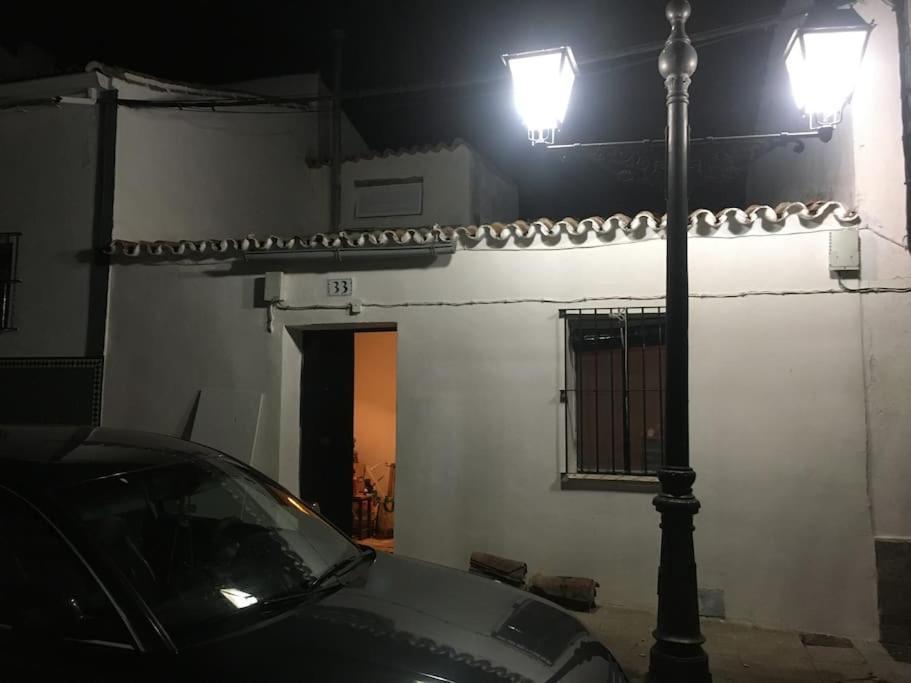 Agradable Casa Rural Con Suelos De Madera Santa Olalla del Cala Eksteriør billede